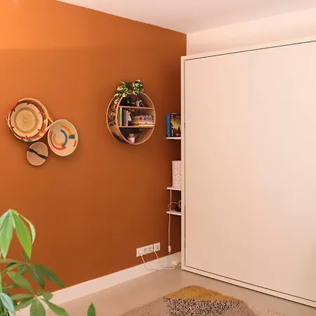 Studio With Terrace Near Paris Булонь-Бийанкур