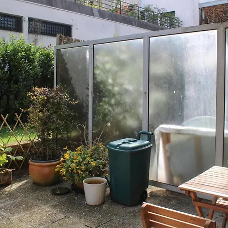 Studio With Terrace Near Paris Булонь-Бийанкур